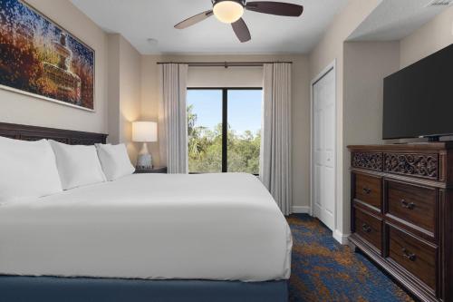 Wyndham Bonnet Creek Resort near Flying Fish Cafe