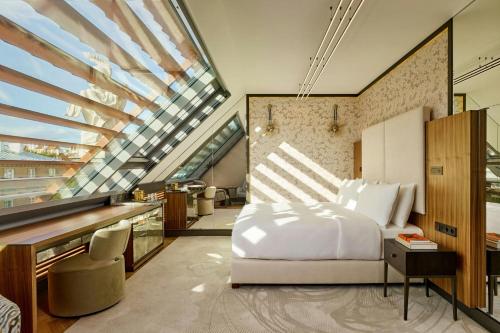 room detail thumbnail 0