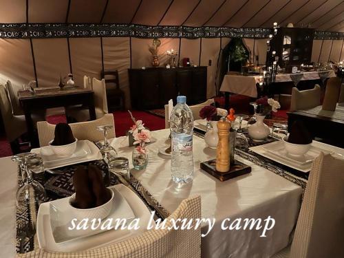 Restaurant, Savanna dunes luxury camp in Merdane