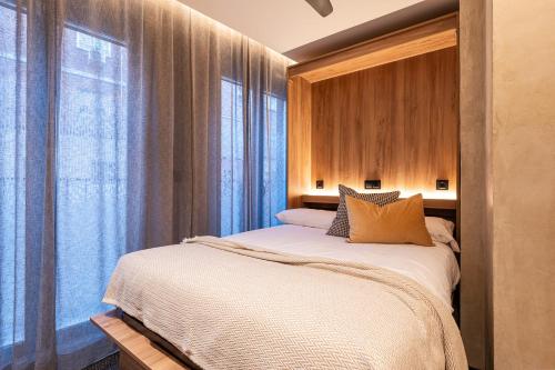 Dobo Madrid MA24, Madryt