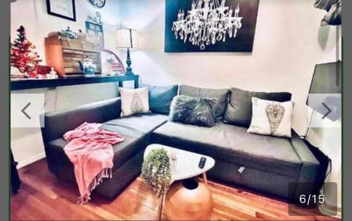 Cozy Room in Shared Apartment in UES - Manhattan, New York (photo 9)