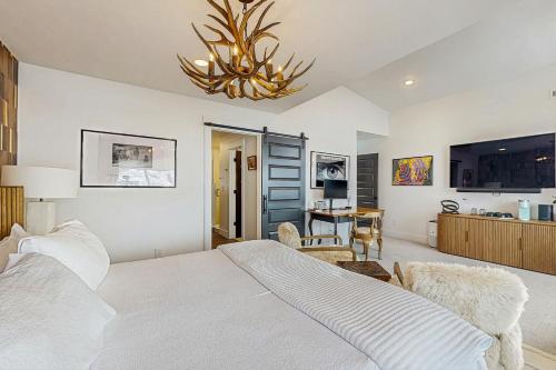 Sundance by the Lake Sundance by the Lake