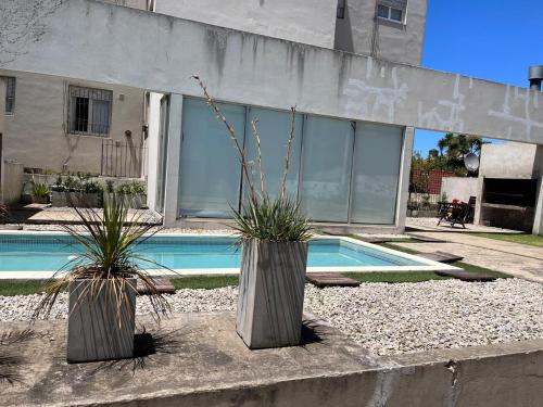 Luminoso y moderno en la ciudad MDQ in Próximo do Centro