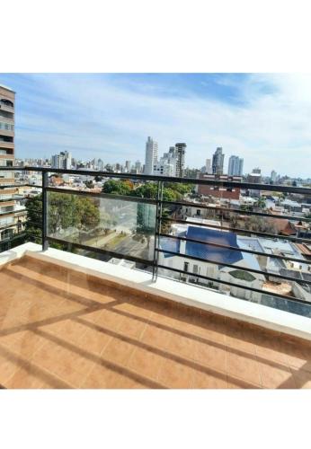 Departamento sobre Boulevard con cochera