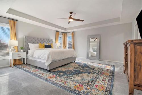 Relax in Style 5BR Home Hot Tub & Games Relax in Style 5BR Home Hot Tub & Games