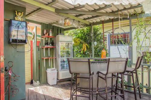 One32 Guesthouse Bejeweled in Kingston