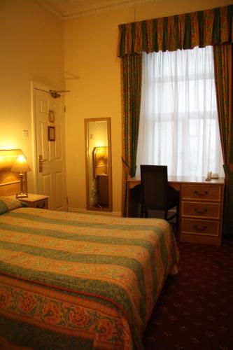 Admiral Hotel at Park Avenue - image 11
