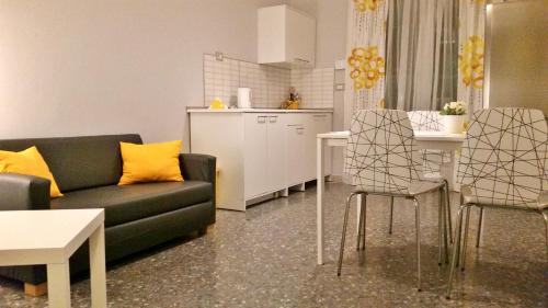 Romulea Guest House - image 2