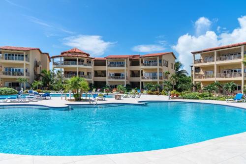 Residences at Barrier Reef 4B Oceanview 2 BR by Stay Floreo, San Pedro (foto 11)