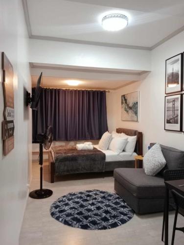 Downtown Makati Malls and Bars at your doorsteps, Manille