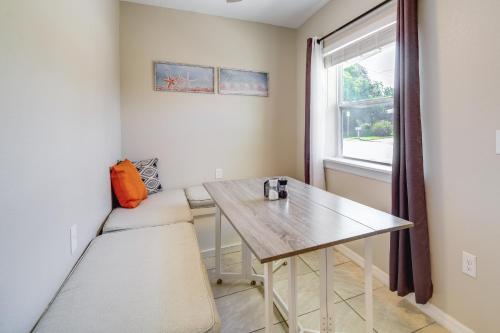 Melbourne Apartment Near Downtown and Beaches! in Melbourne, USA