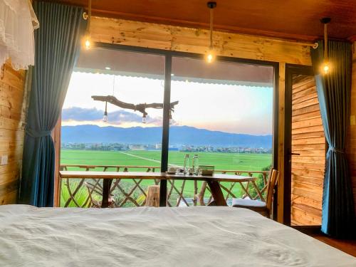 Casa de 200 m² en Dien Bien Phu, con 4 habitación(es) y 3 baño(s) privado(s) (A Thía homestay) in Dien Bien Phu