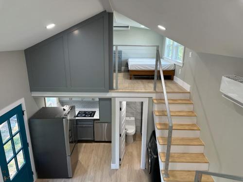 Shared Room in Shared Luxury Tiny Home