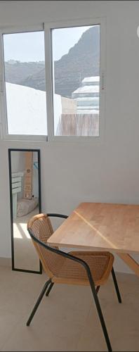 Piso magico junto al mar con gran terraza in Santa María de Guía