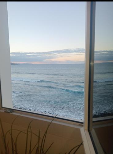 Piso magico junto al mar con gran terraza in Santa María de Guía