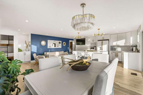 The California III - Stunning Mission Hills Duplex in San Diego Old Town