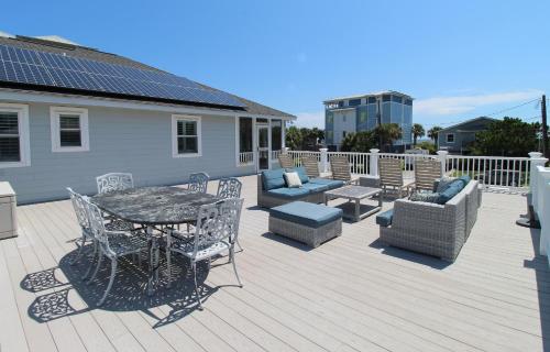 House by the Sea, Folly Beach (photo 2)
