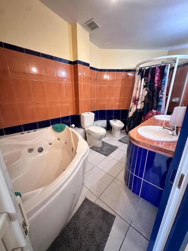 Shower, Charming Studio in Port of Spain with Pool Access in Port Of Spain