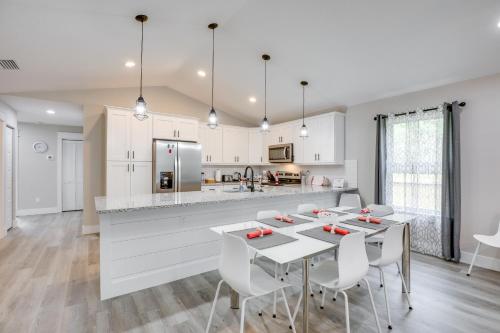 Brand New St Augustine Home - 5 Mi to Beach! in St. Augustine, USA