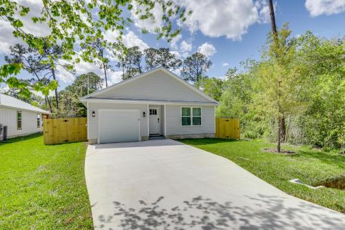 Brand New St Augustine Home - 5 Mi to Beach! in St. Augustine, USA