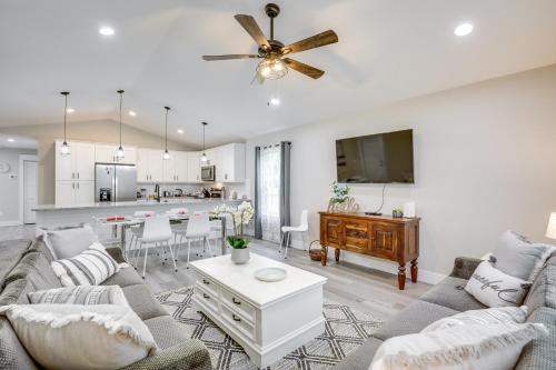 Brand New St Augustine Home - 5 Mi to Beach! in St. Augustine, USA