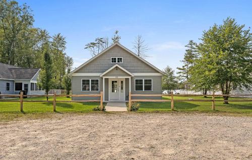 Open Concept Lakefront Home with Rec Room and Fire Pit Open Concept Lakefront Home with Rec Room and Fire Pit