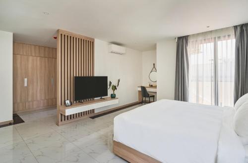 One-Bedroom Apartment - Non-Smoking image 7