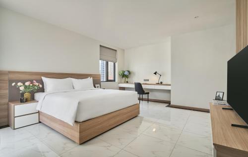 One-Bedroom Apartment - Non-Smoking image 1