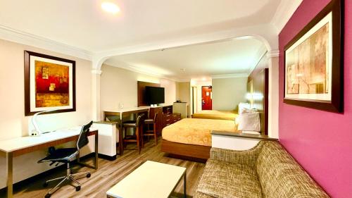Best Western Plus Suites Hotel - Los Angeles LAX Airport - image 3