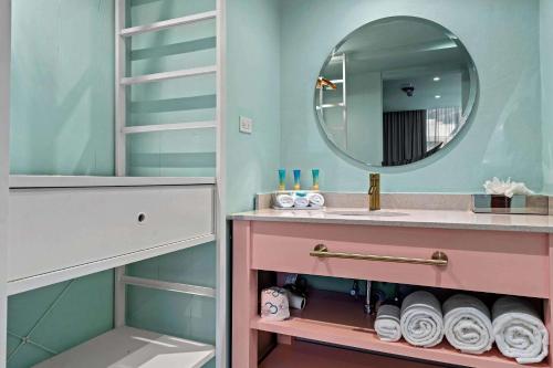 Comfort Inn San Juan - image 14