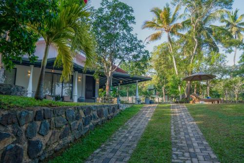 tuin, Samadhi Lagoon Villa in Hikkaduwa