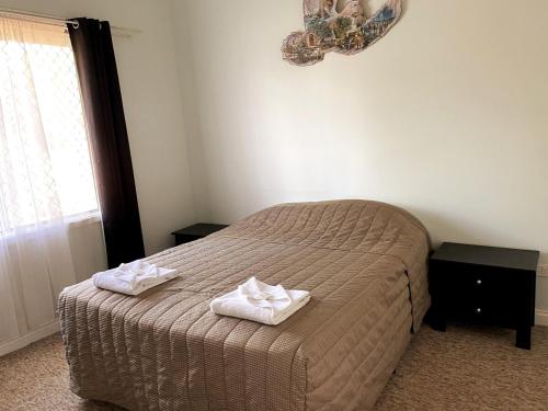 Two Bedroom Home in เมเรอดิน