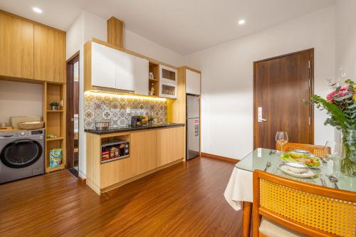 One-Bedroom Premium Apartment image 5