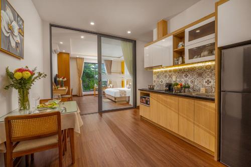 One-Bedroom Premium Apartment image 8