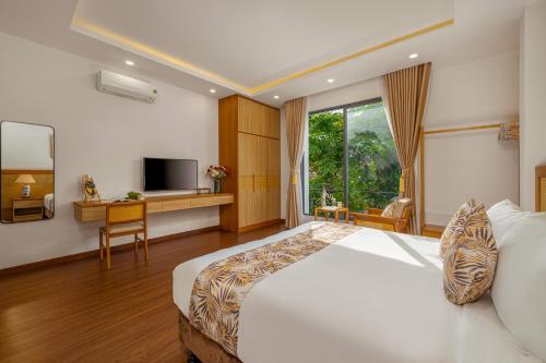 One-Bedroom Premium Apartment image 7