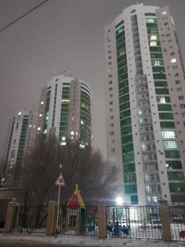 ЖК Актобе ажары 18эт – khách sạn tại 11 Microdistrict