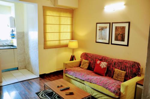 Studio Apartment with Green Lawn, Noida