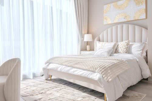 1 Bedroom Marina with Canal View, Dubai