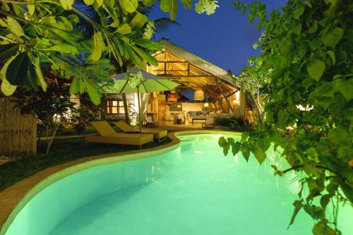 Villa with Private Pool image 10
