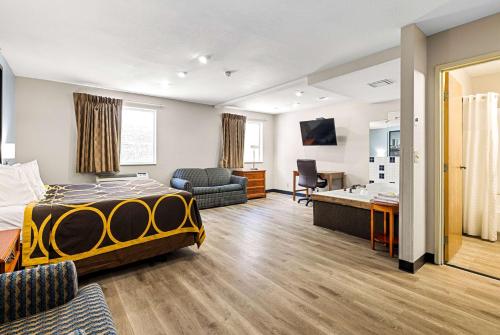 room detail thumbnail 1