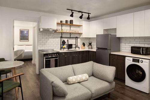Reside Seattle Downtown, a Wyndham Residence