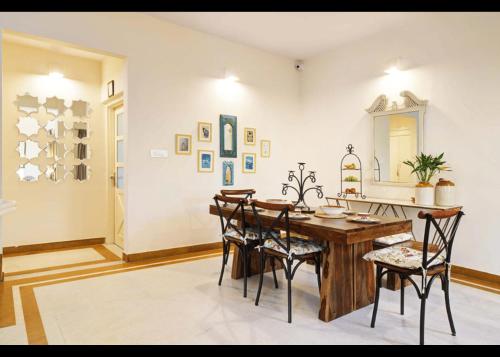 บริการและสิ่งอำนวยความสะดวก, Avaanti Boutique Stays By Avaanti Stays. in เทบารี