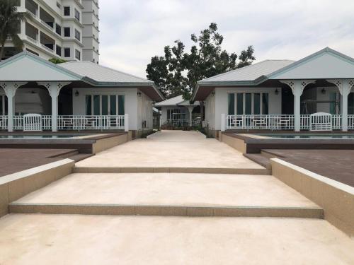 Dawn at sea Cha-am beach Dawn at sea Cha-am beach