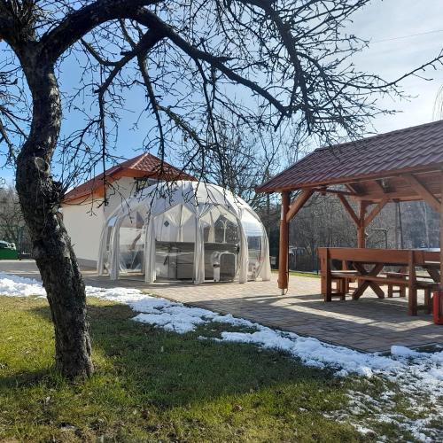 ทัศนียภาพภายนอกโรงแรม, Mátra Gold Vendégház (Matra Gold Vendeghaz) in มาทรัสเซนทิเมอร์