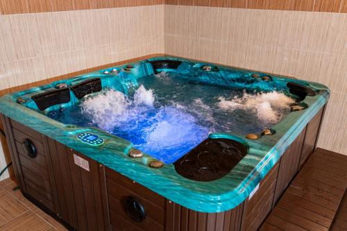 Hot tub, Party House Vratimov in Vratimov