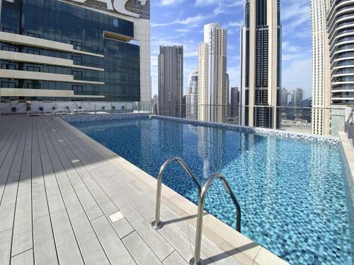 Silkhaus Burj Khalifa proxy 1BR with extra single bedroom - image 5