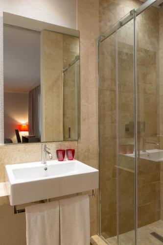 Posta Design Hotel - image 2