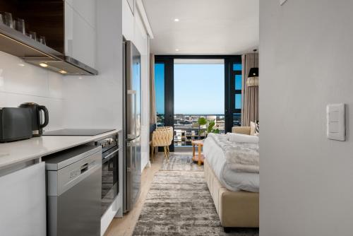 Luxury 16 on Bree Apartments - image 6