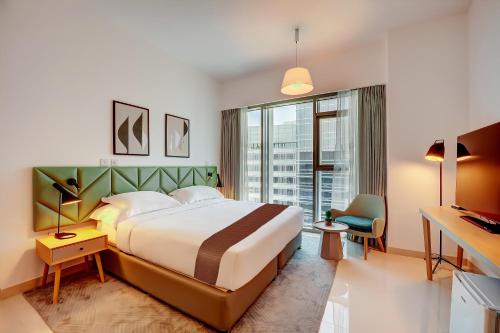 Capital Suites Hotel & Residences Room Type - Studio City view King Bed