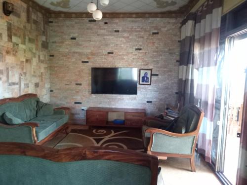 Faciliteiten, Abaluya Investments in Lyamutundwe